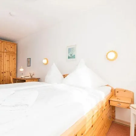 Haus-ankerlicht-1-og-wohnung-79 דירה