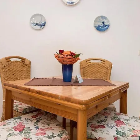 Haus-ankerlicht-1-og-wohnung-79 דירה